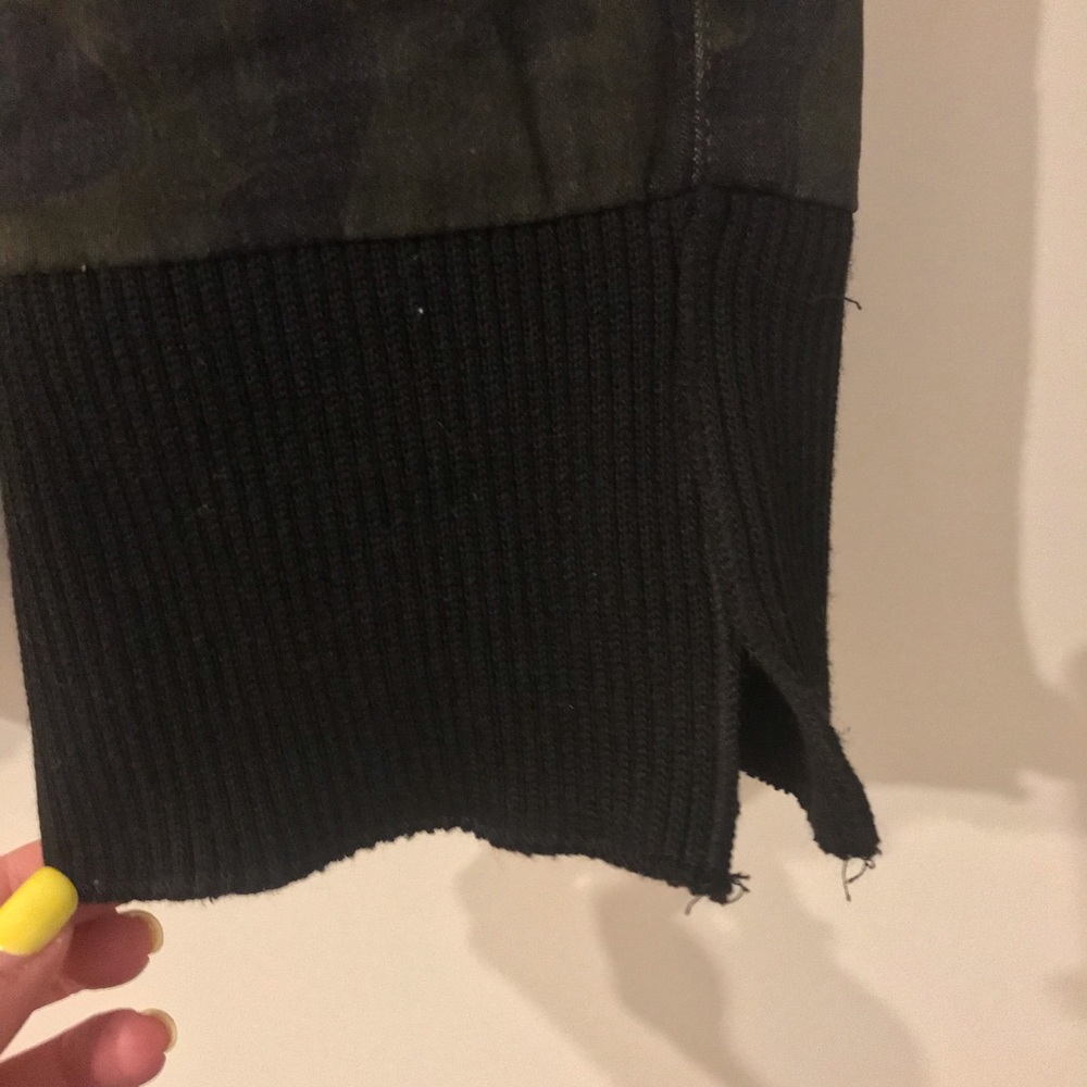 Calvin Rucker cropped camouflage pants - Picture 2 of 4